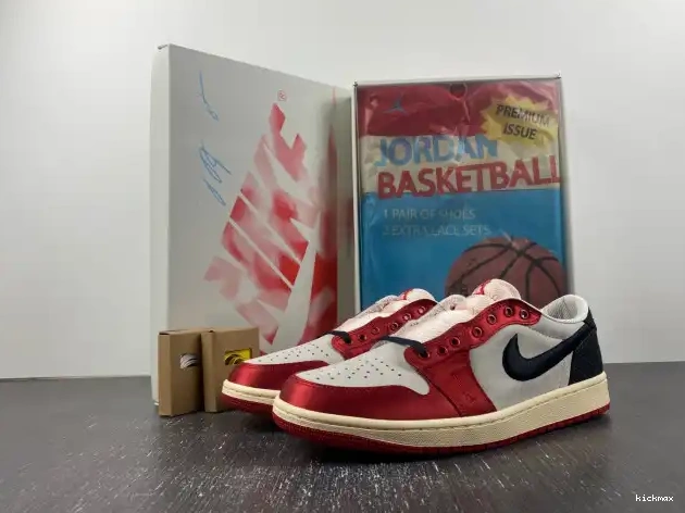 Rep MAX OG Away 1 Jordan Trophy Room FN0432-100 Low x Air 0326